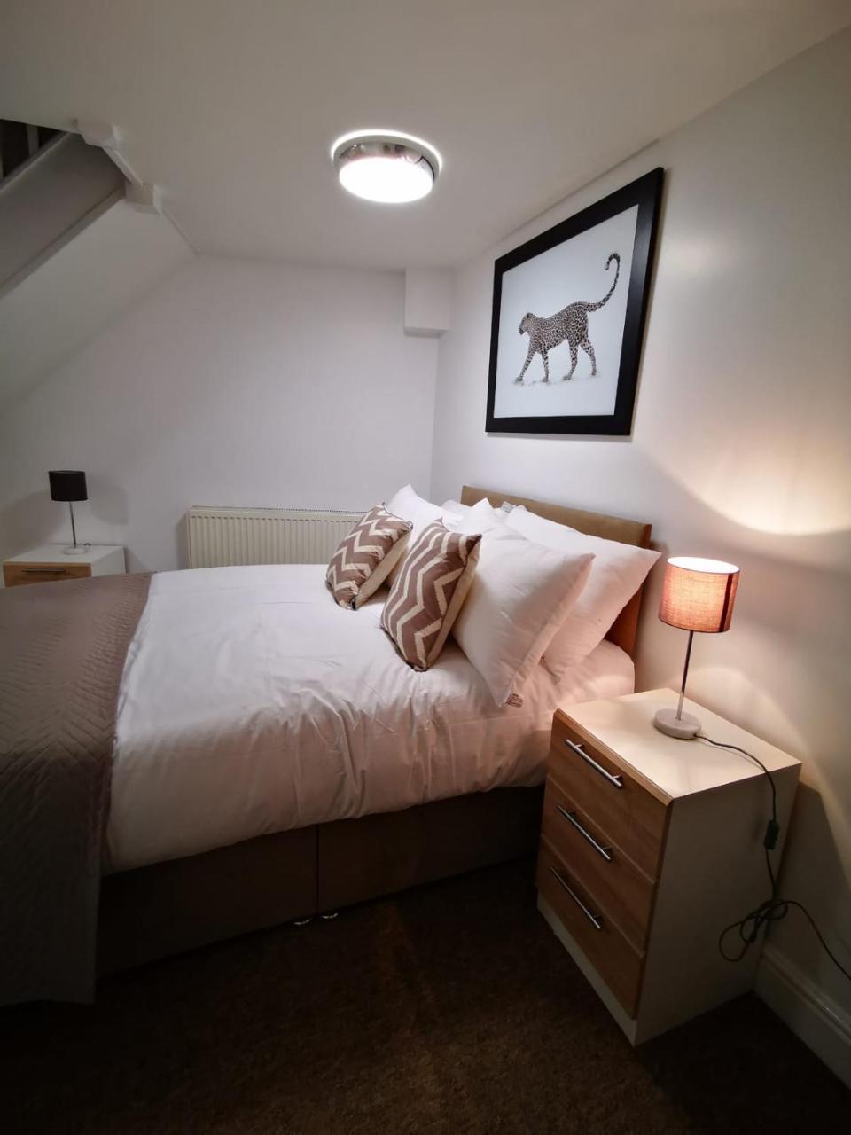 Capital Host- Apartments Euston ロンドン エクステリア 写真