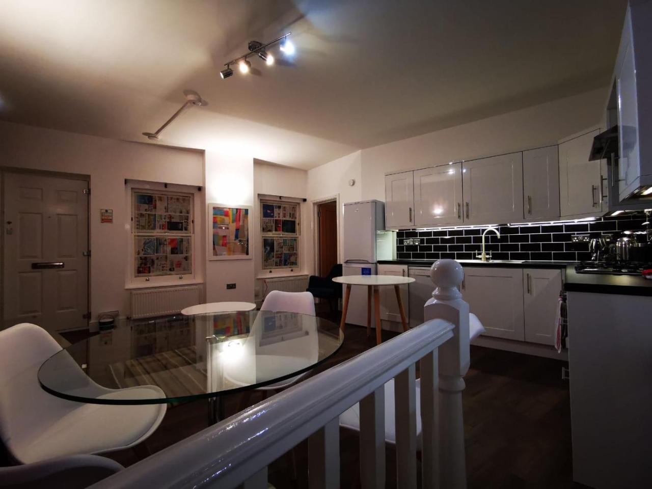 Capital Host- Apartments Euston ロンドン エクステリア 写真