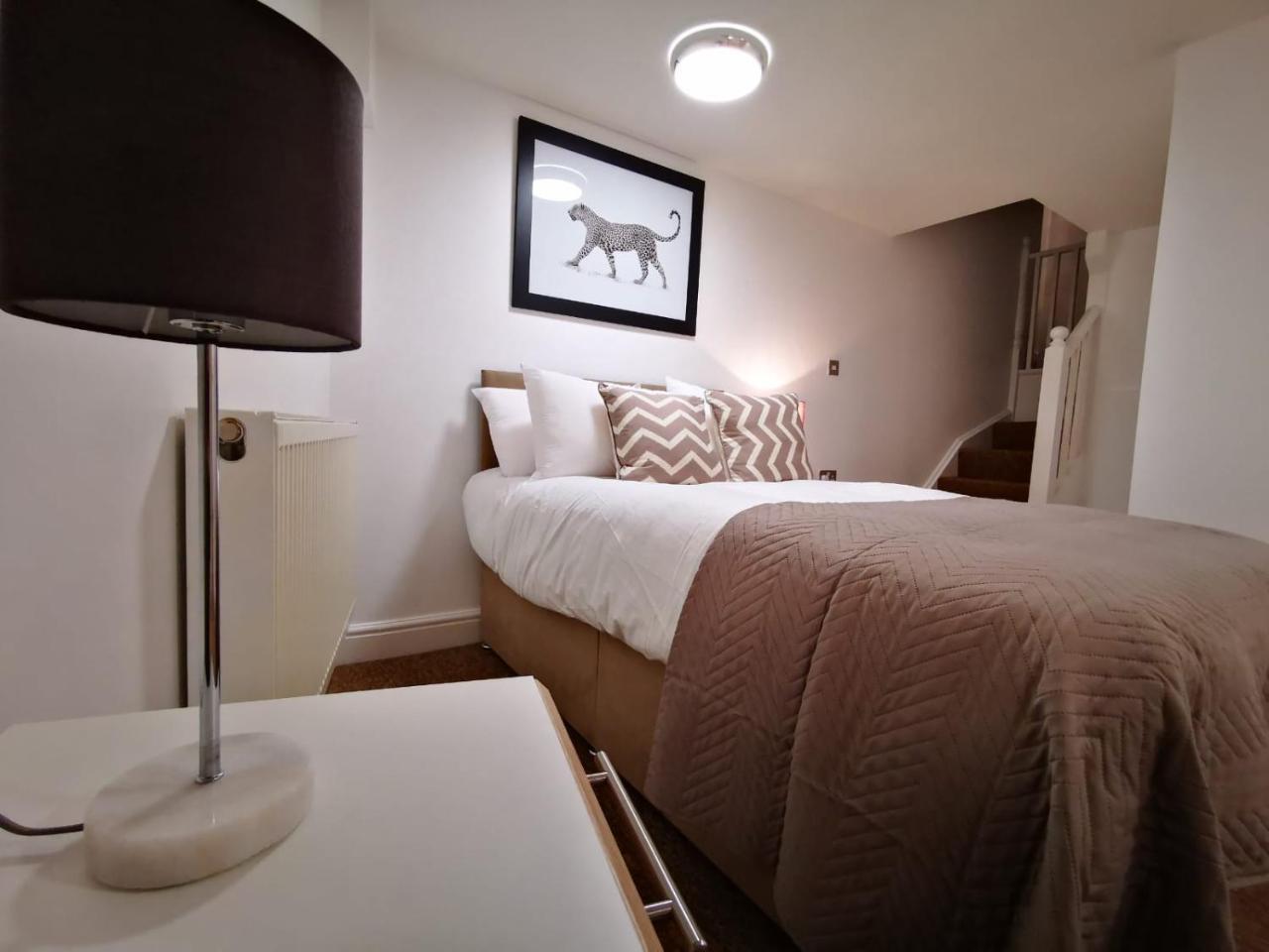 Capital Host- Apartments Euston ロンドン エクステリア 写真