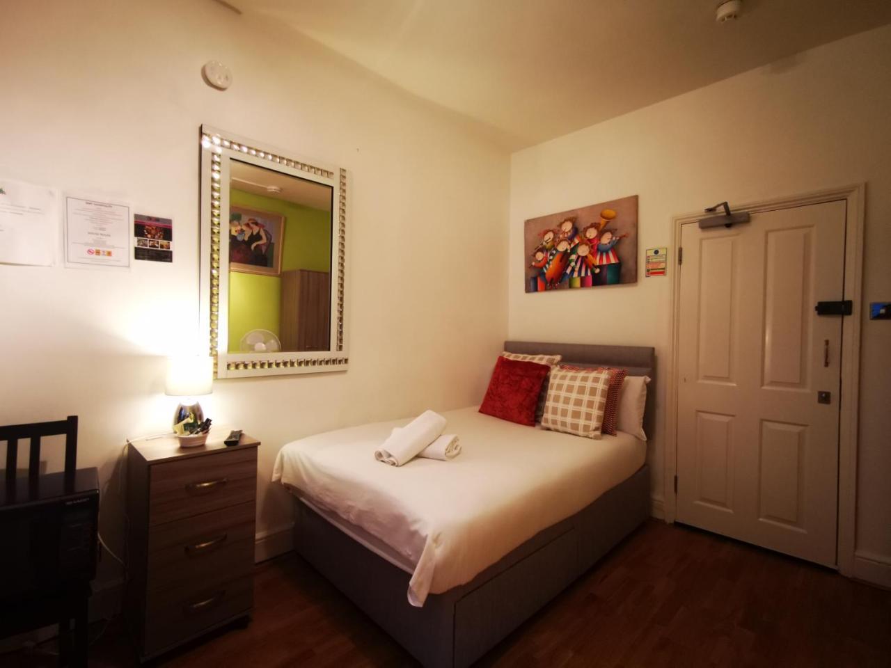 Capital Host- Apartments Euston ロンドン エクステリア 写真